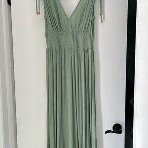 Elegant Green Maxi Dress